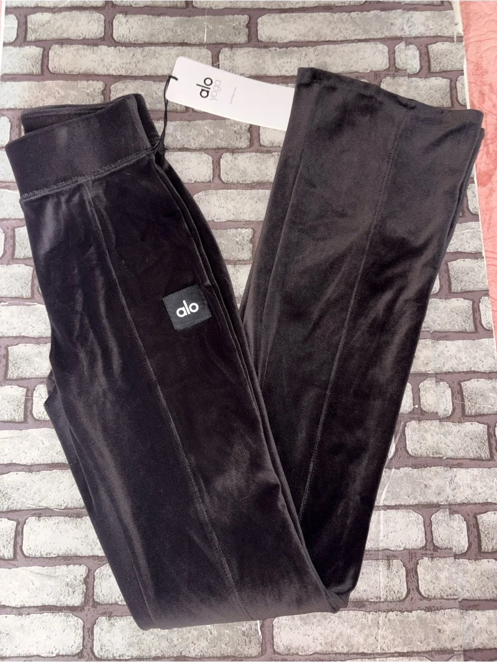 NWT ALO Yoga - Velour Flare Pant